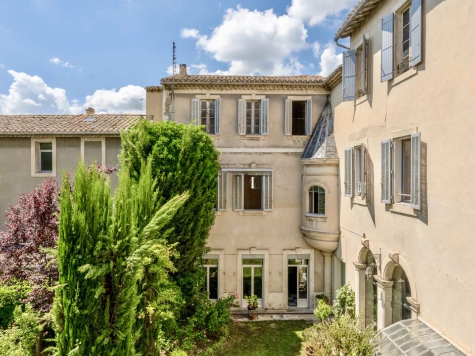 Villa in L'Isle-sur-la-Sorgue, Vaucluse - photo 1