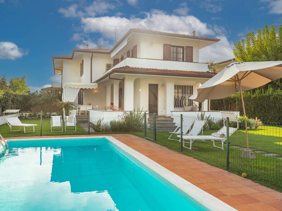 Villa a Forte dei Marmi, Lucca - foto 1