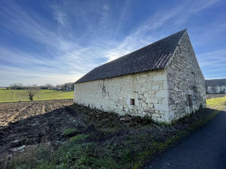 Parkeringsplads i Availles-en-Châtellerault, Vienne - foto 4