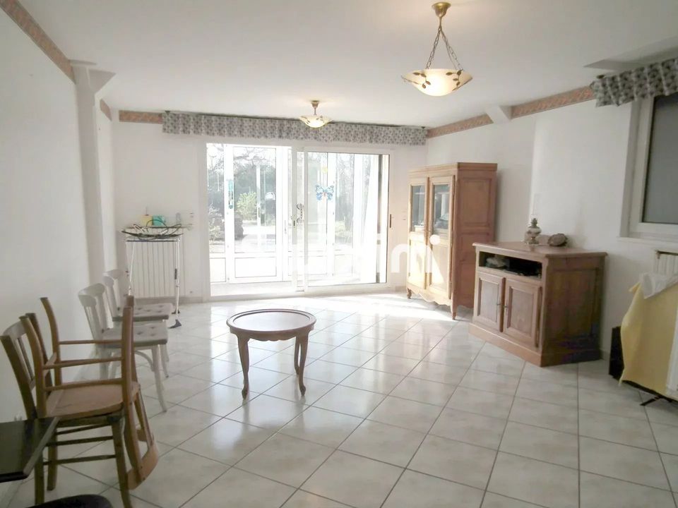 Villa i Lons-le-Saunier, Jura - foto 4