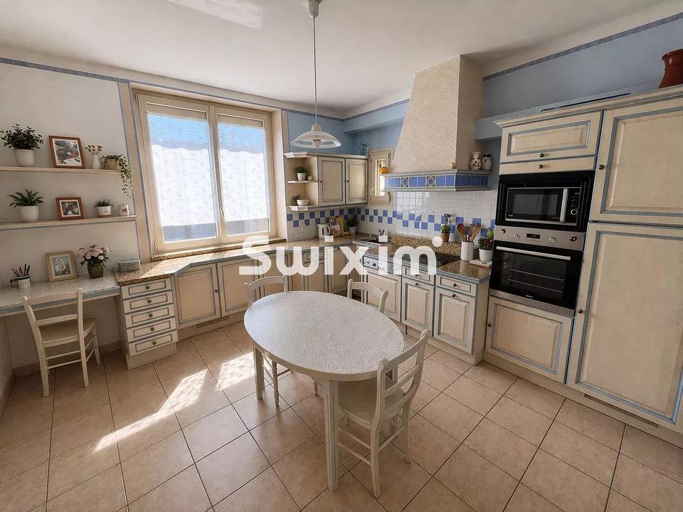 Villa i Lons-le-Saunier, Jura - foto 3