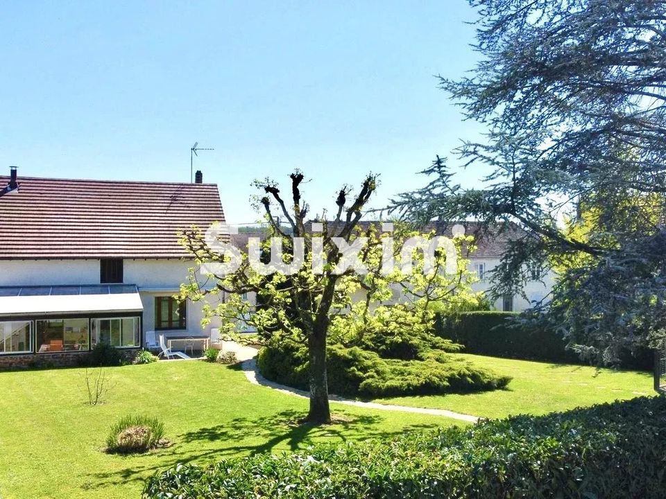 Villa i Lons-le-Saunier, Jura - foto 1