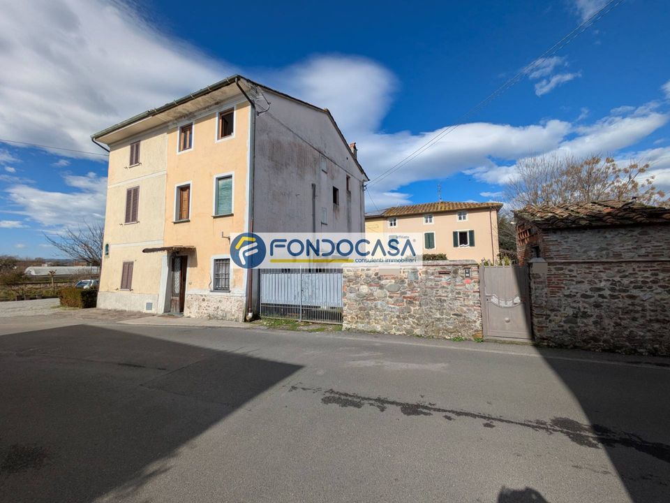 Landejendom i Lucca, Lucca - foto 1