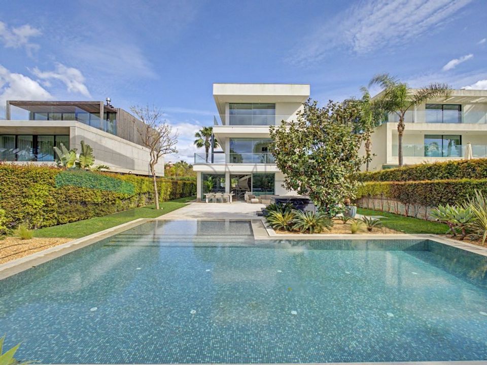 Villa i Quarteira, Faro - foto 1