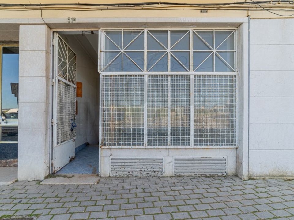 Erhvervsejendom i Amadora, Lisbon - foto 5