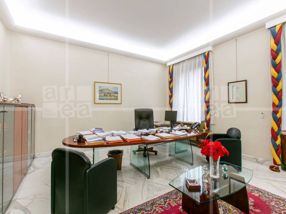 Erhvervsejendom i Rome, Rome - foto 3
