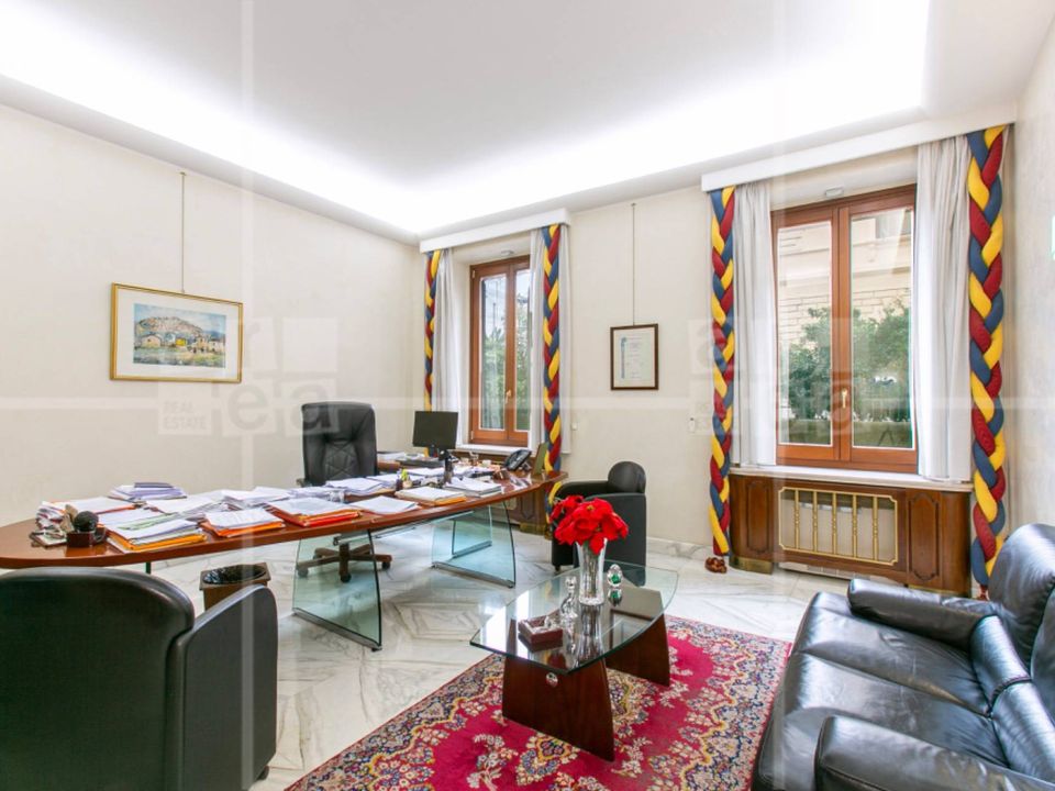 Erhvervsejendom i Rome, Rome - foto 4