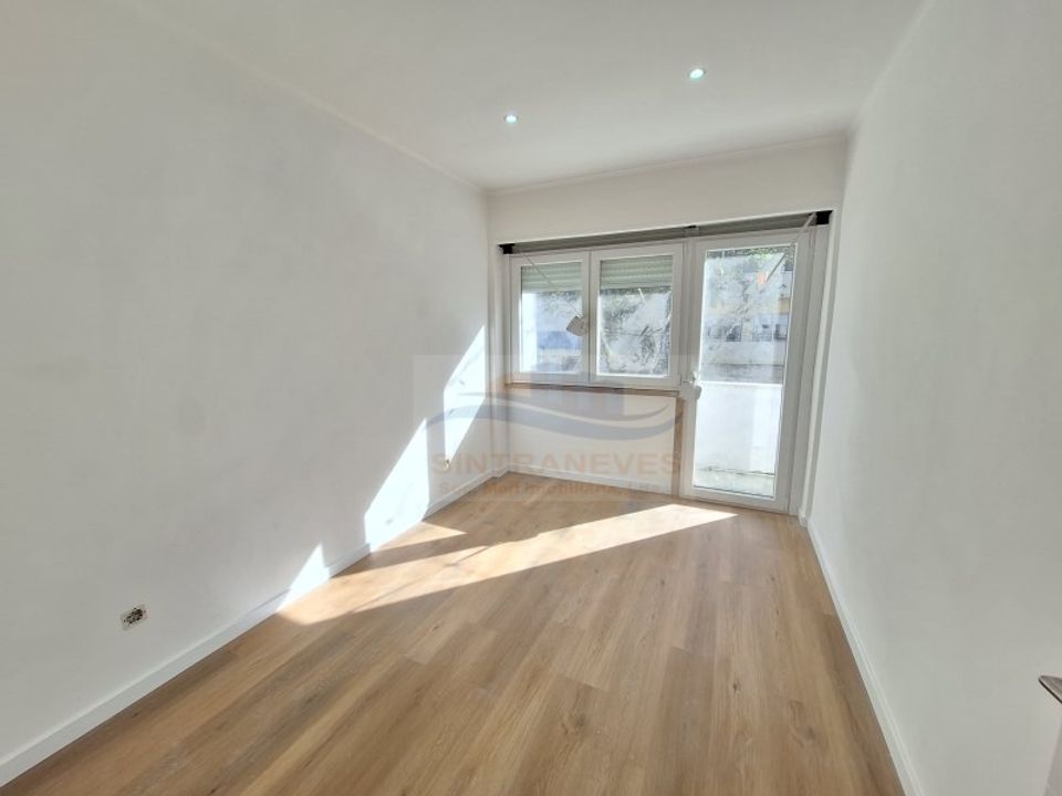 Lejlighed i Amadora, Lisbon - foto 4