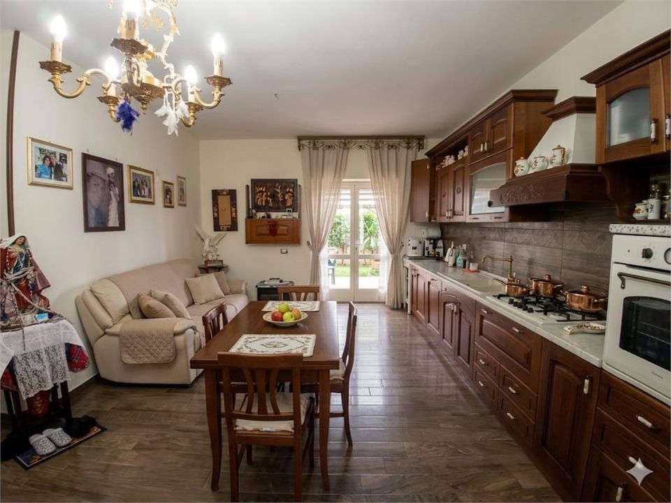 Lejlighed i Casalnuovo, Naples - foto 1