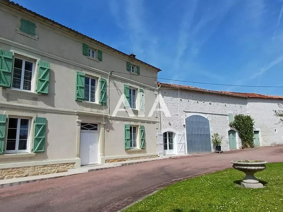 Landejendom i Brettes, Charente - foto 1