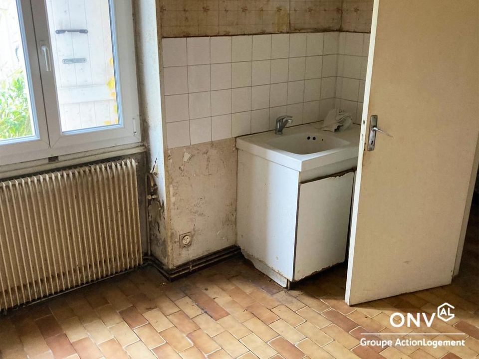 Bungalow i Montceau-les-Mines, Saone-et-Loire - foto 4