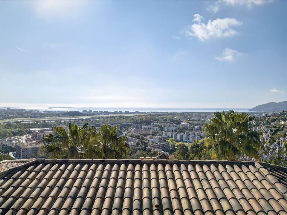 Villa i Mandelieu-la-Napoule, Alpes-Maritimes - foto 2