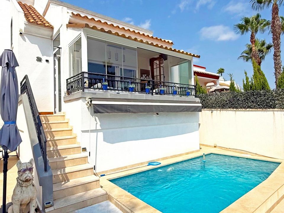 Villa i Orihuela Costa, Alicante - foto 1