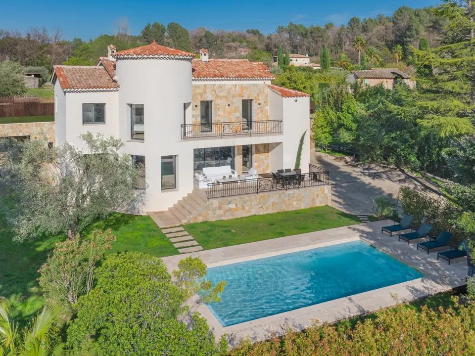 Villa i Chateauneuf-Grasse, Alpes-Maritimes - foto 1