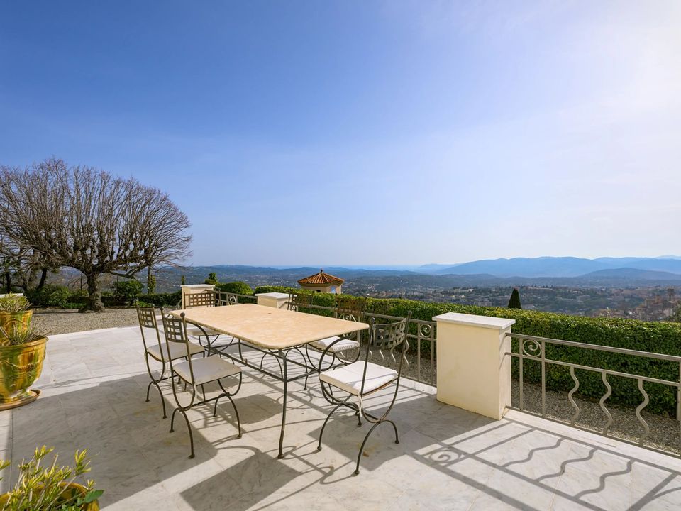 Villa i Grasse, Alpes-Maritimes - foto 2