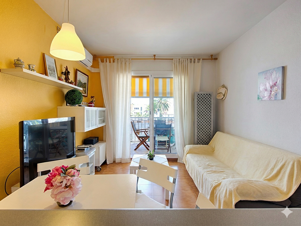Lejlighed i Empuriabrava, Gerona - foto 4