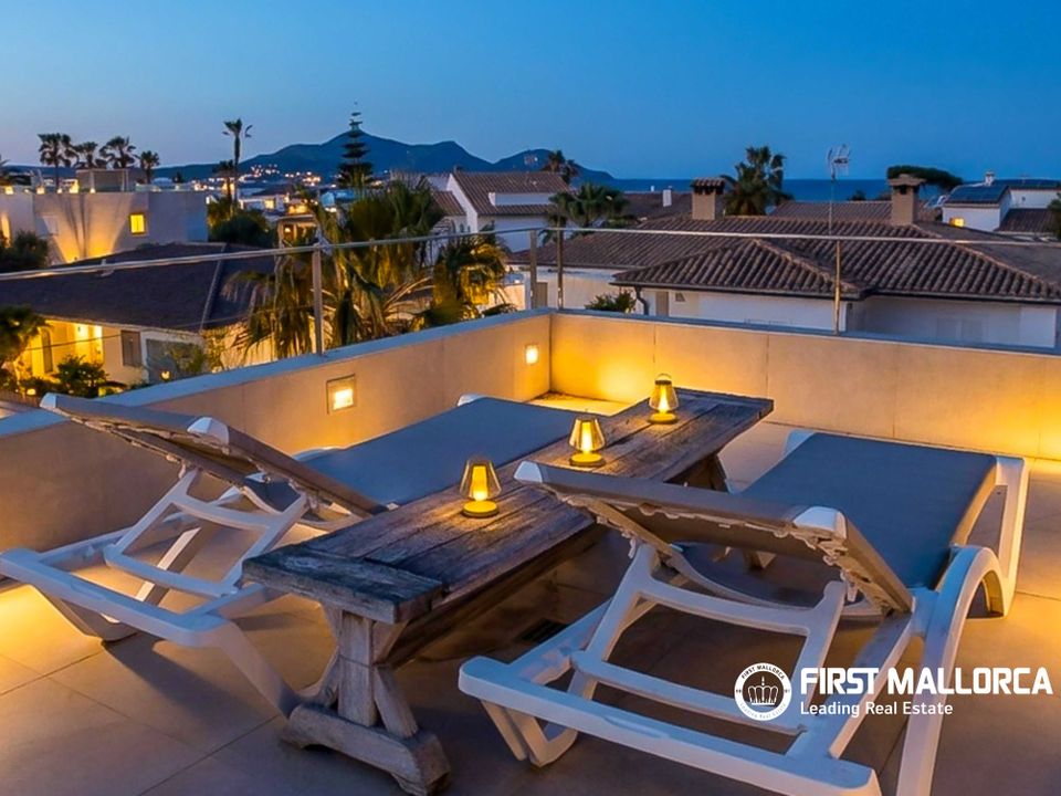 Villa i Platja De Muro, Mallorca - bilde 1