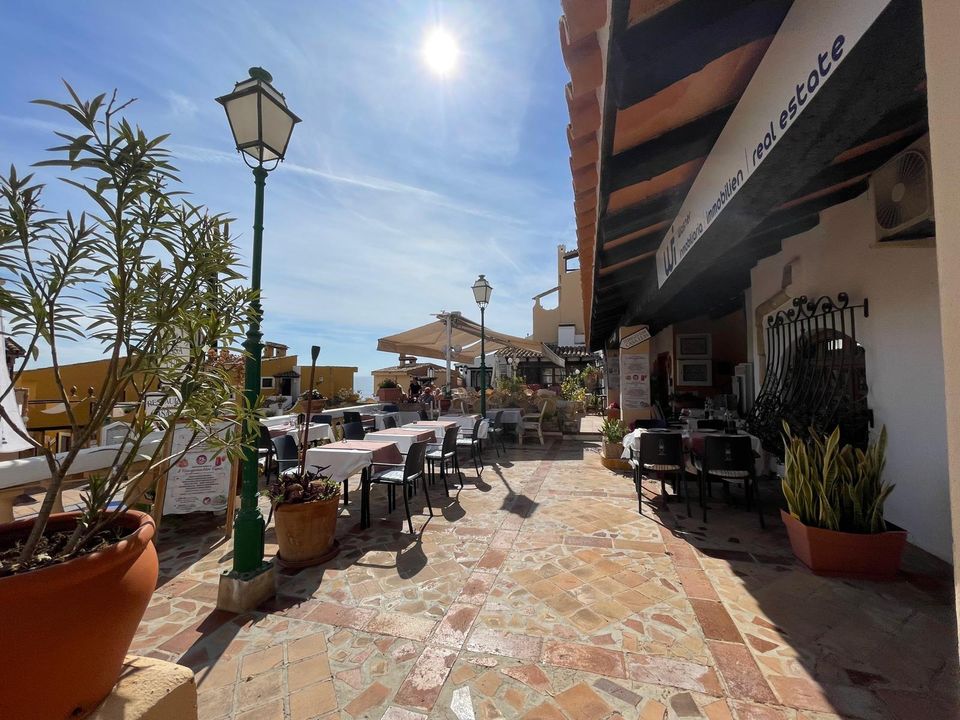 Erhvervsejendom i Cala Fornells, Mallorca - foto 3
