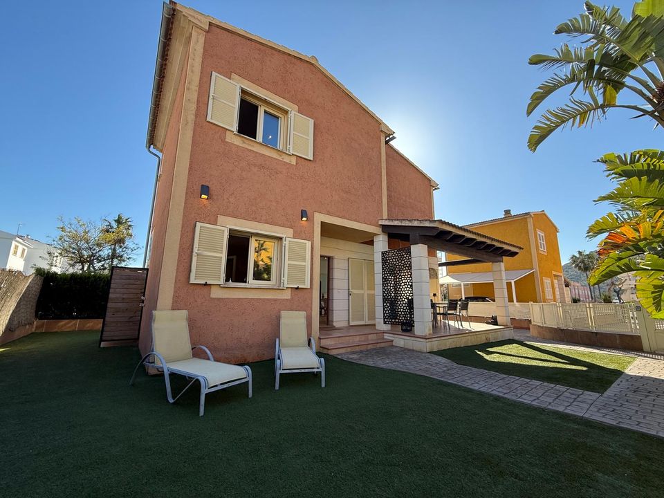 Villa - Port D'alcudia, Mallorca - photo 1