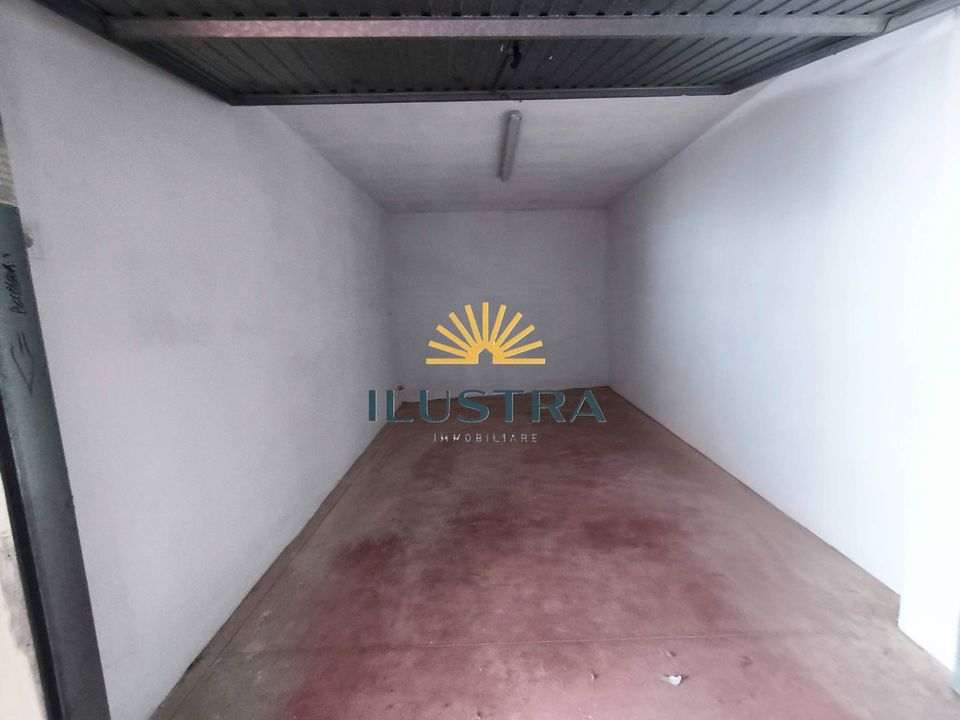 Place de parking - San Benedetto Del Tronto, Ascoli Piceno - photo 2
