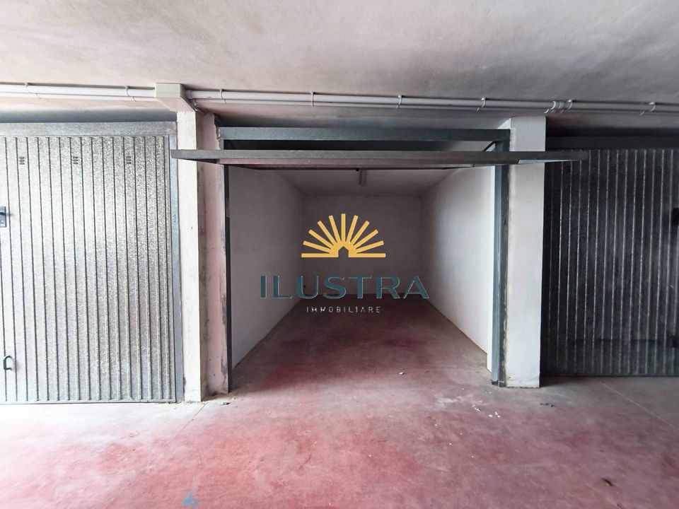 Parkeringsplads i San Benedetto Del Tronto, Ascoli Piceno - foto 1
