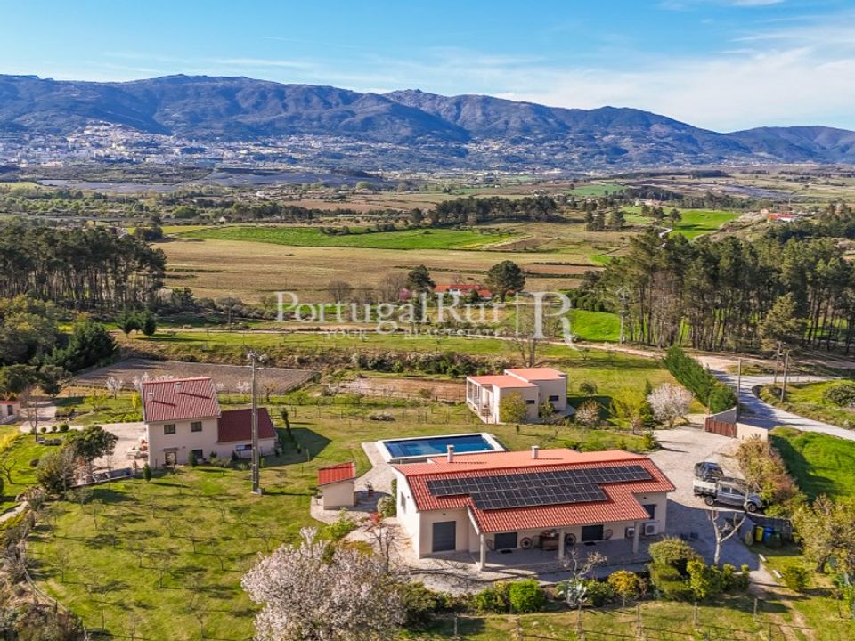 Erhvervsejendom i Ferro, Castelo Branco - foto 2