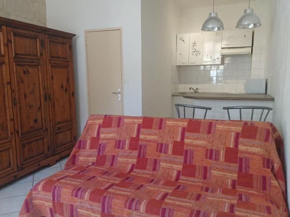 Estudi a Arles, Bouches-du-Rhone - foto 2