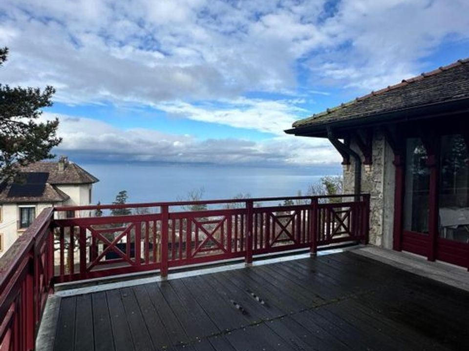 Apartment in Thonon-les-Bains, Haute-Savoie - photo 1