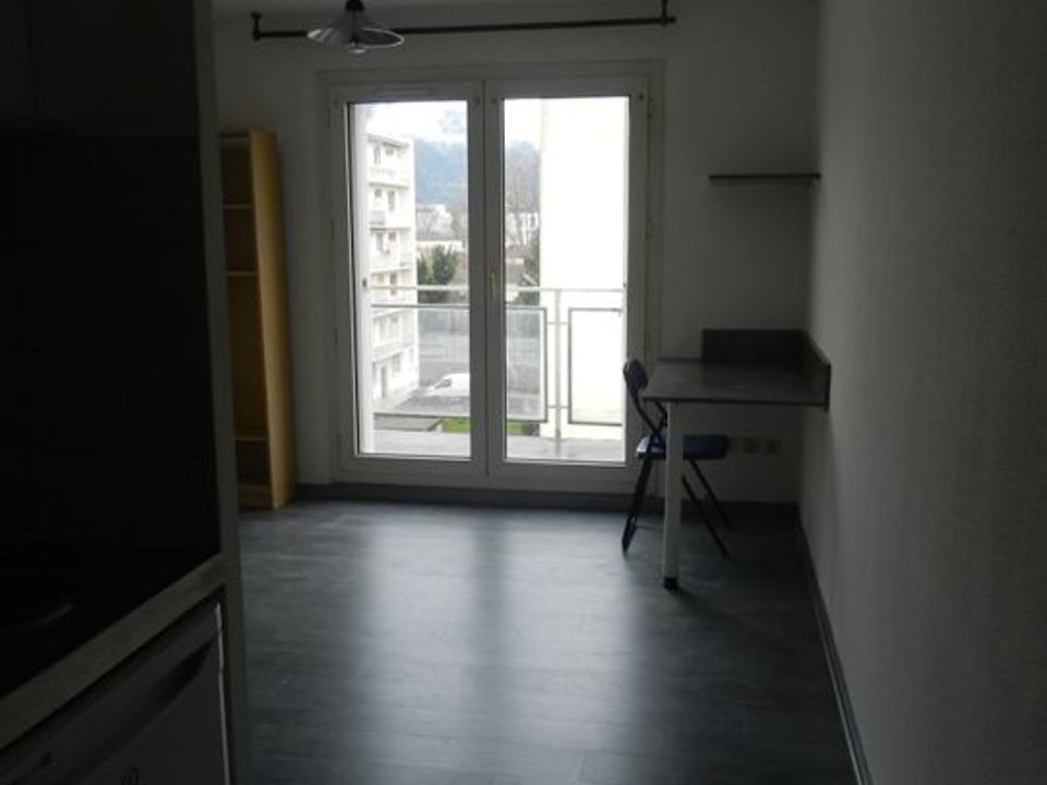 Studio in Grenoble, Isere - photo 1