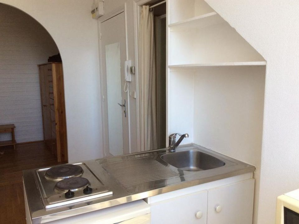 Apartment in Tours, Indre-et-Loire - photo 3