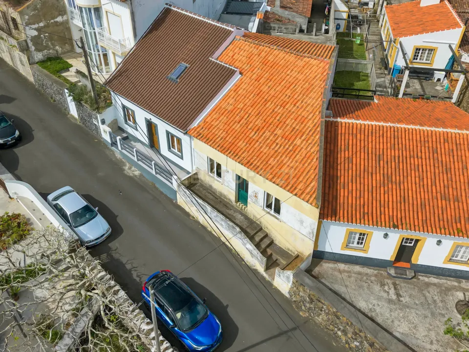 Villa i Angra do Heroismo, Terceira - foto 1
