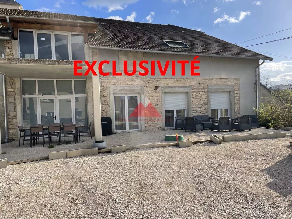 Villa i Dole, Jura - foto 1