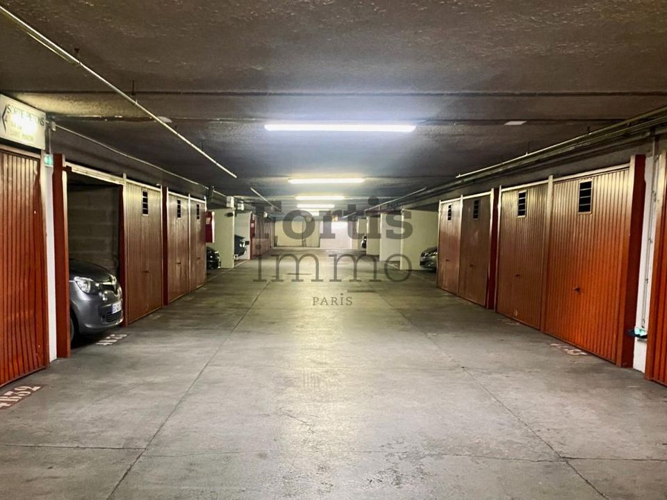 Parkeringsplass i Paris, Paris - bilde 1