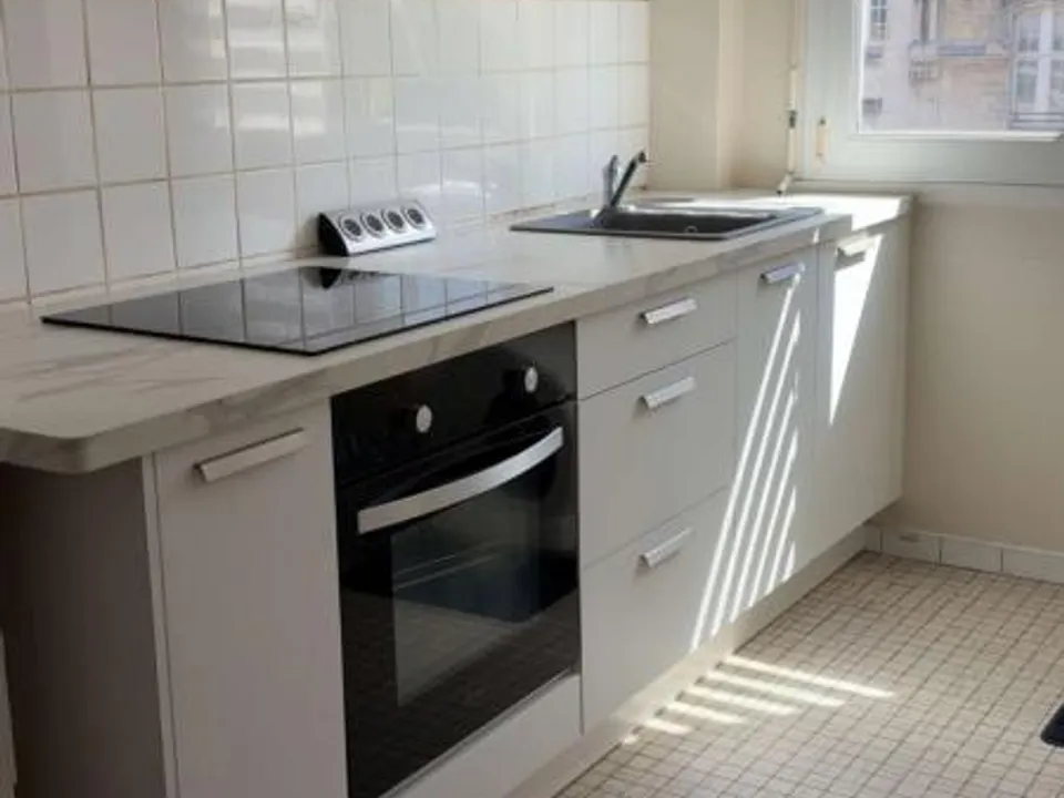 Lejlighed i Châlons-en-Champagne, Marne - foto 1