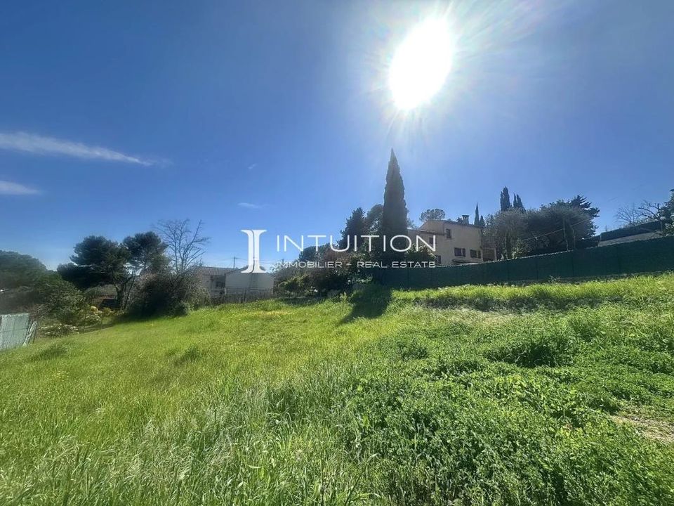 Terra a Mougins, Alpes-Maritimes - foto 1