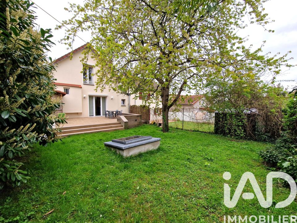 Villa i Ormesson-sur-Marne, Val-de-Marne - foto 1
