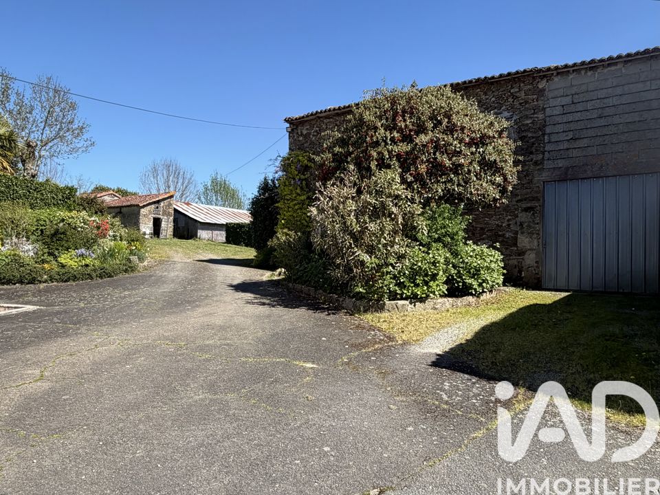 Casa de pueblo en Saint-Hilaire-de-Voust, Vendee - foto 4