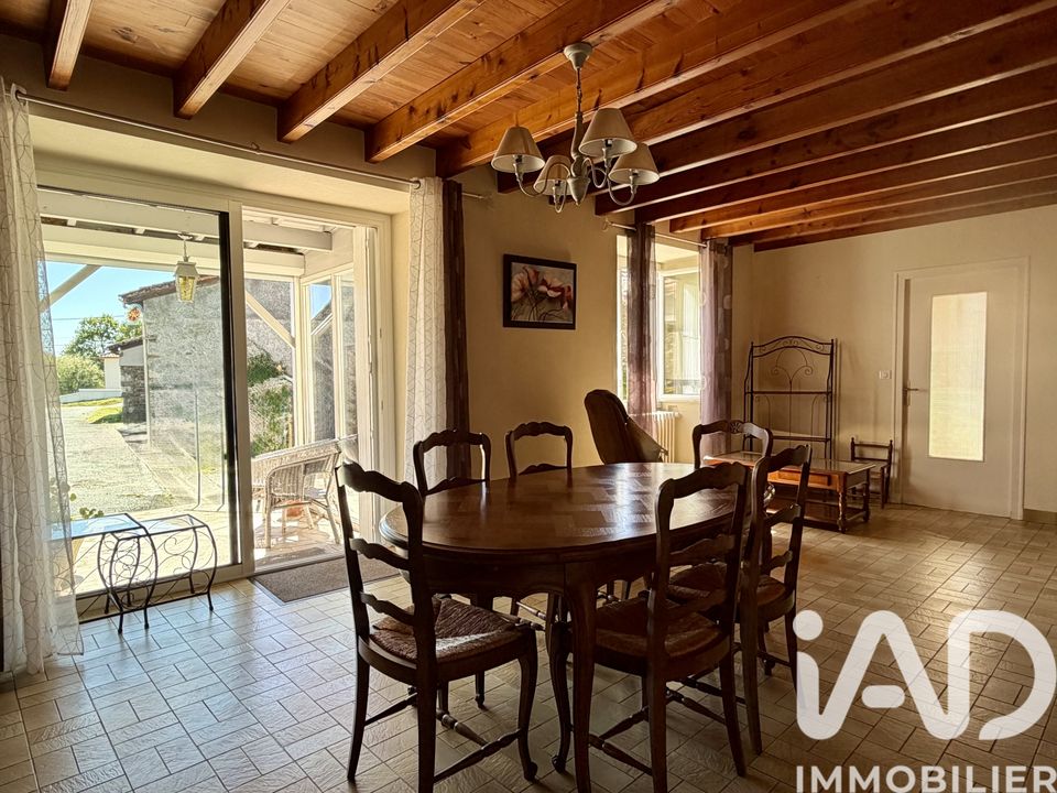 Casa de pueblo en Saint-Hilaire-de-Voust, Vendee - foto 5