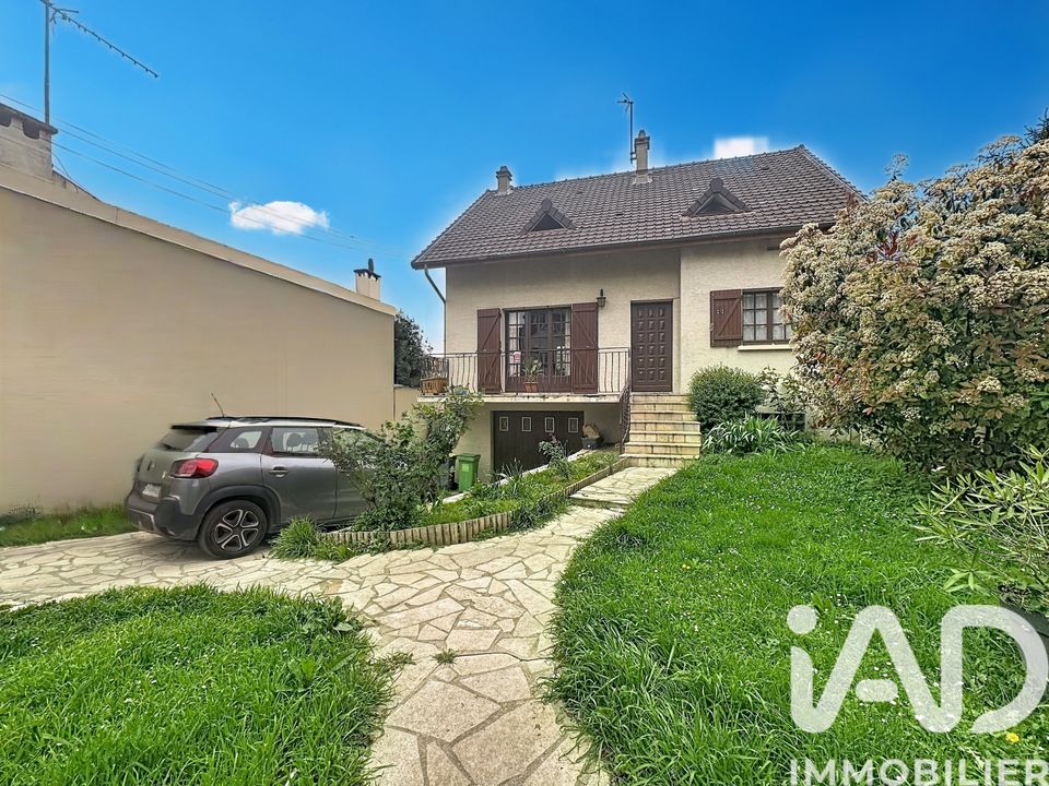 Villa i Vitry-sur-Seine, Val-de-Marne - foto 1