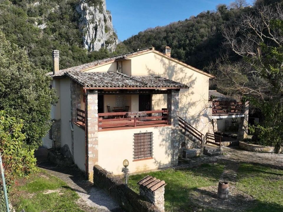 Villa i Montecchio, Terni - bilde 1