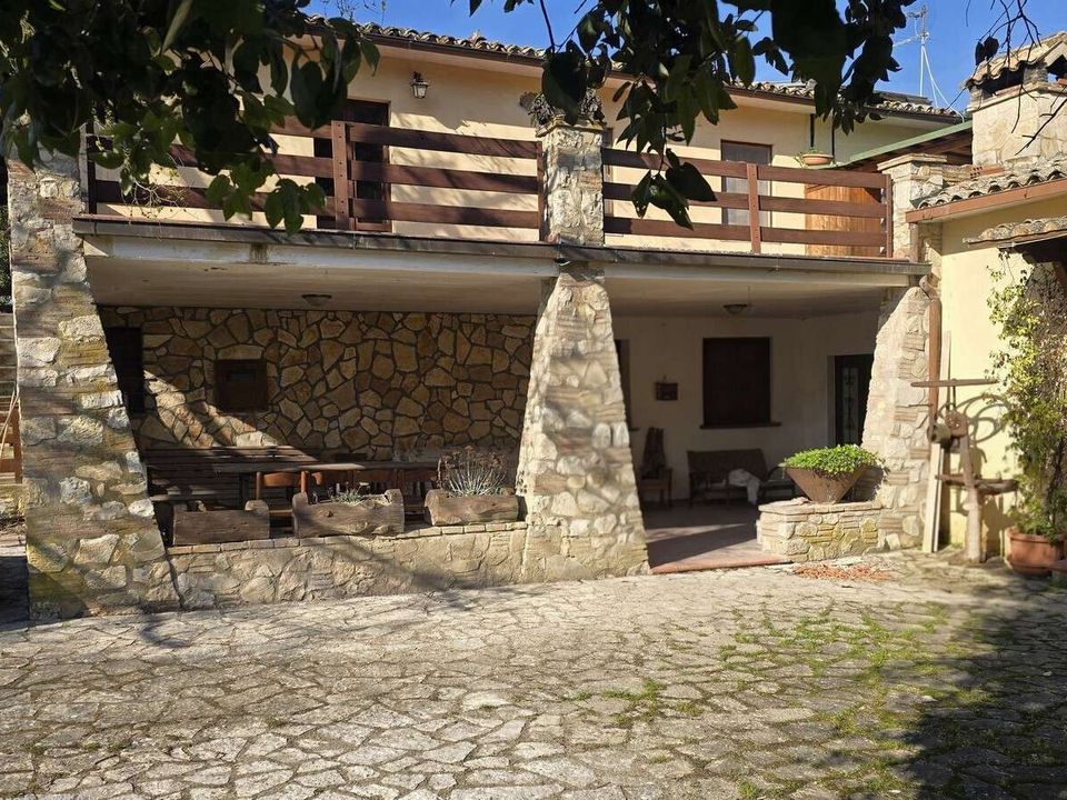 Villa i Montecchio, Terni - bilde 2