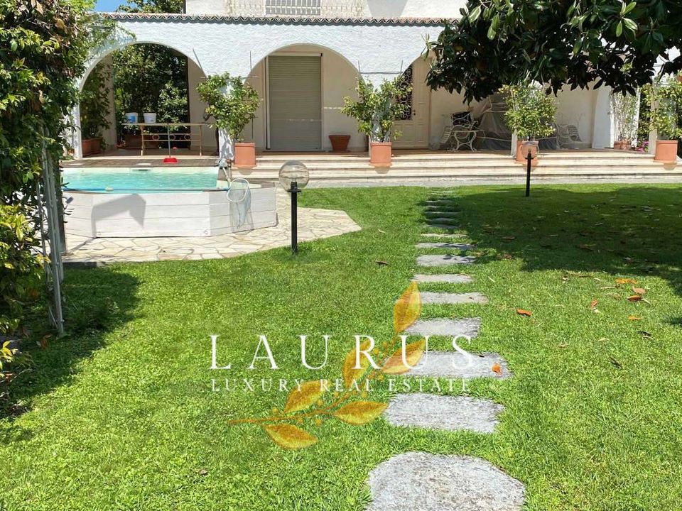 Villa i Forte dei Marmi, Lucca - foto 1