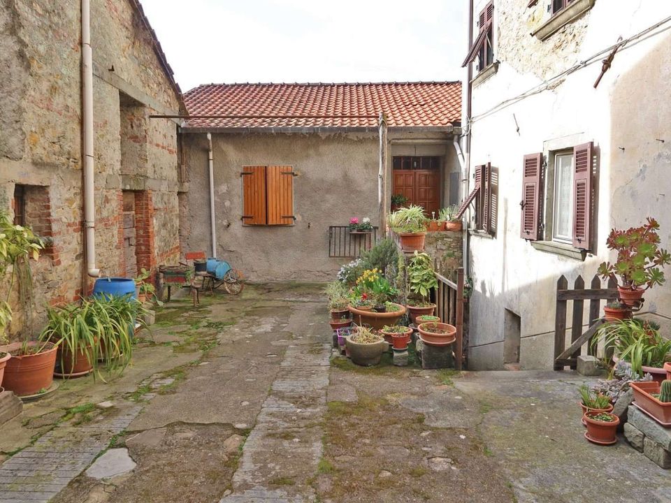 Villa i Fivizzano, Massa and Carrara - foto 3