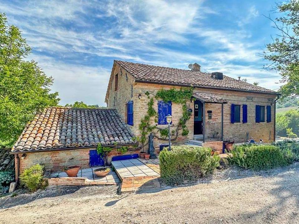 Landejendom i Colmurano, Macerata - foto 1