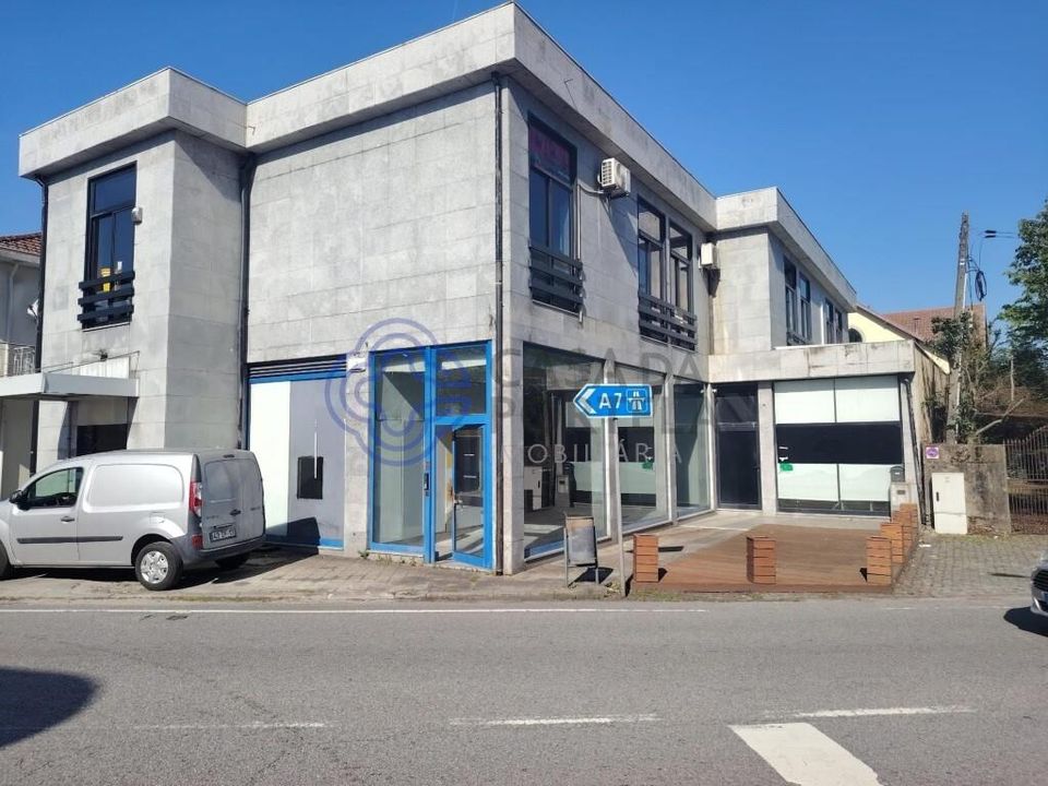 Erhvervsejendom i Santo Tirso, Porto - foto 2