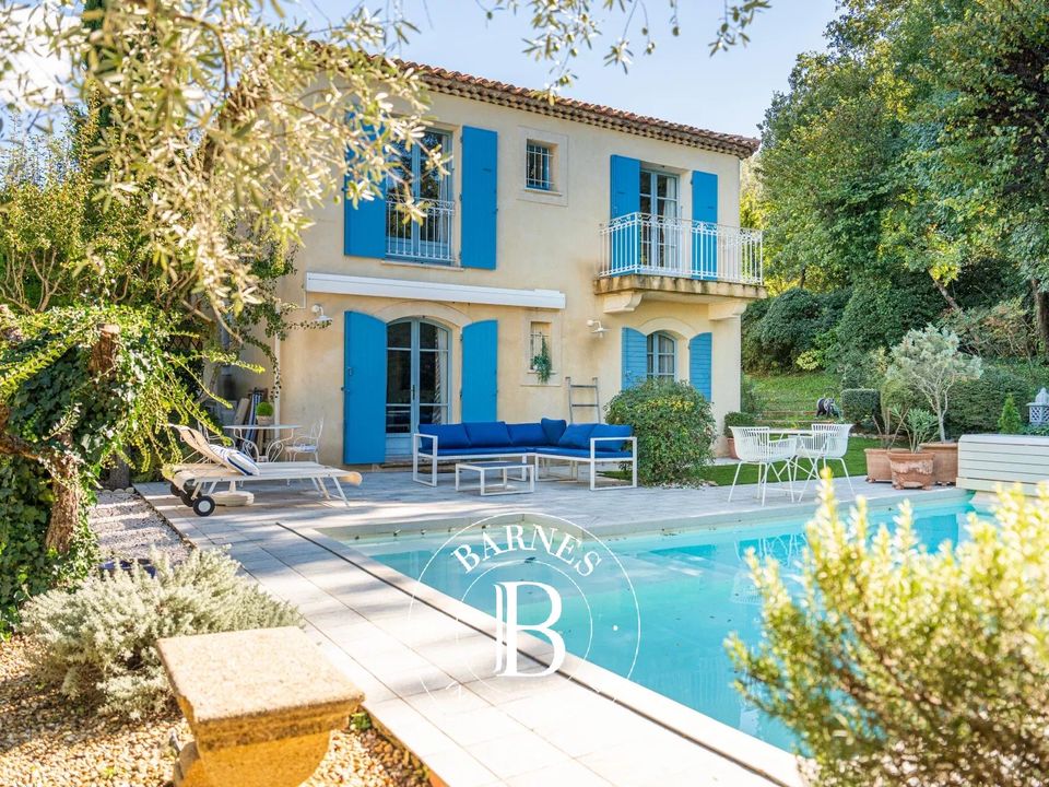 Villa i Aix-en-Provence, Bouches-du-Rhone - foto 1