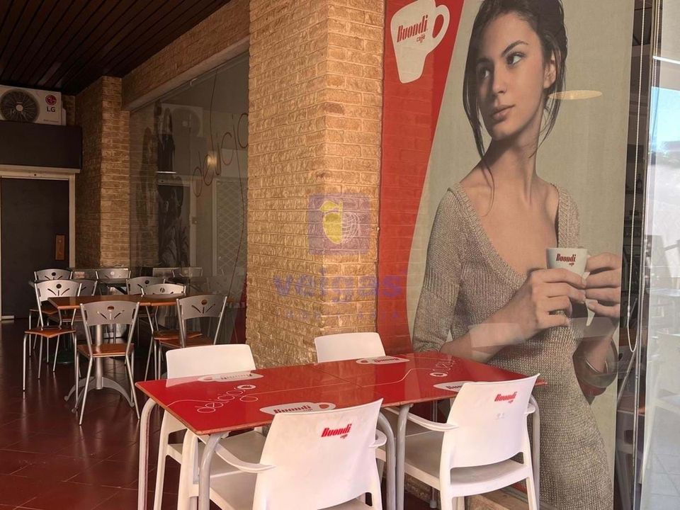 Erhvervsejendom i Alverca do Ribatejo, Lisbon - foto 2