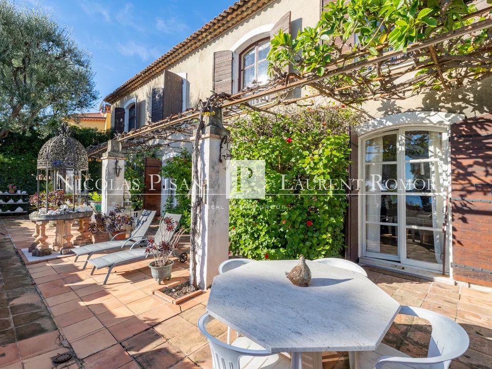 Villa i Beaulieu-sur-Mer, Alpes-Maritimes - foto 1