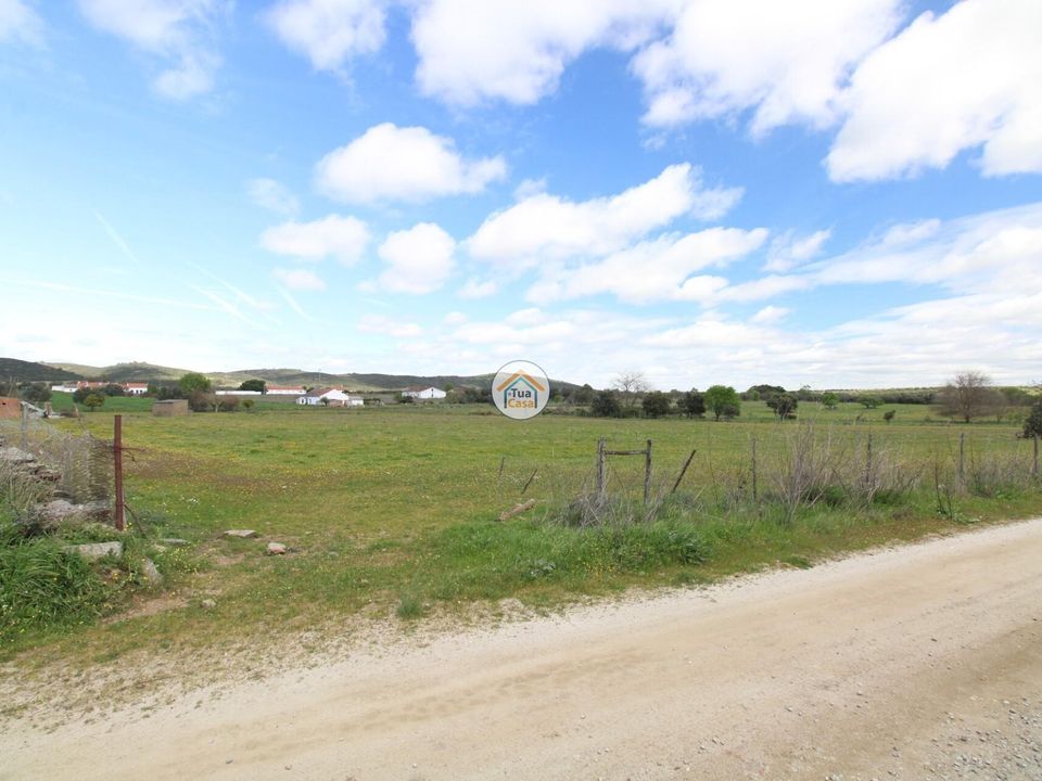 Helårsgrund i Reguengos de Monsaraz, Evora - foto 1