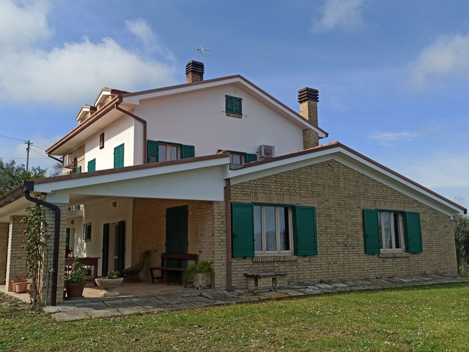 Villa i Lapedona, Fermo - foto 1